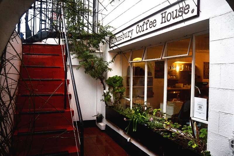 Most aesthetic places to work and study in London Libraries to work London Bloomsbury Coffee House