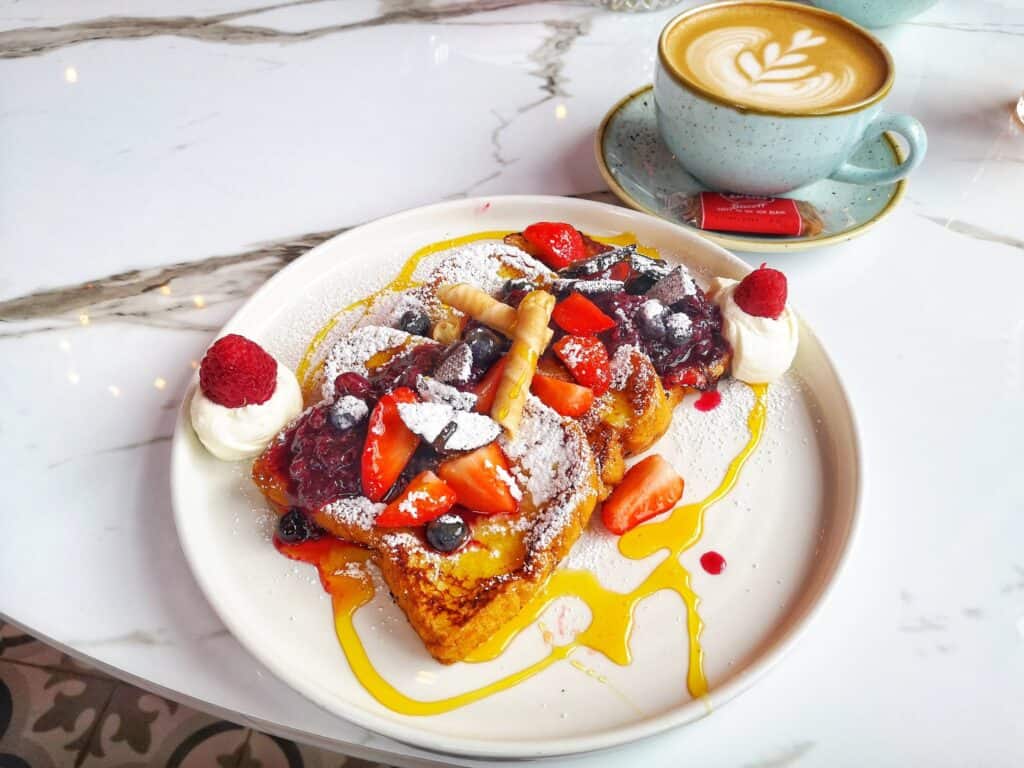 best halal brunch east london bethnal green blu ivy cafe